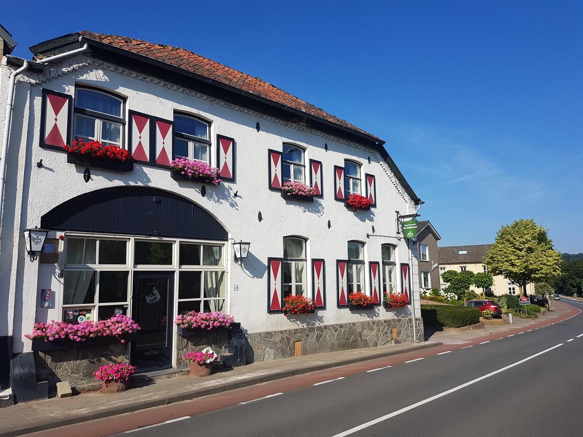 B&B Hotel Gasthoeve Het Valkennest Oud-Valkenburg Extérieur photo